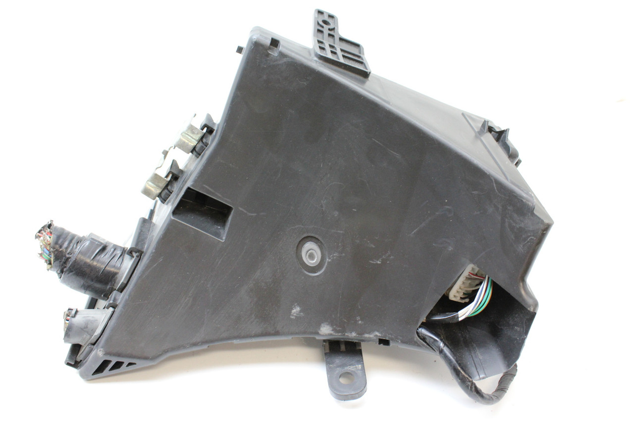 10-14 Subaru Impreza 82243AG010 Fusebox Fuse Box Relay Unit Module