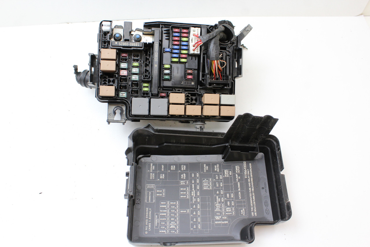18 2018 Hyundai Elantra 91203-F2325 Fusebox Fuse Box Relay Unit Module