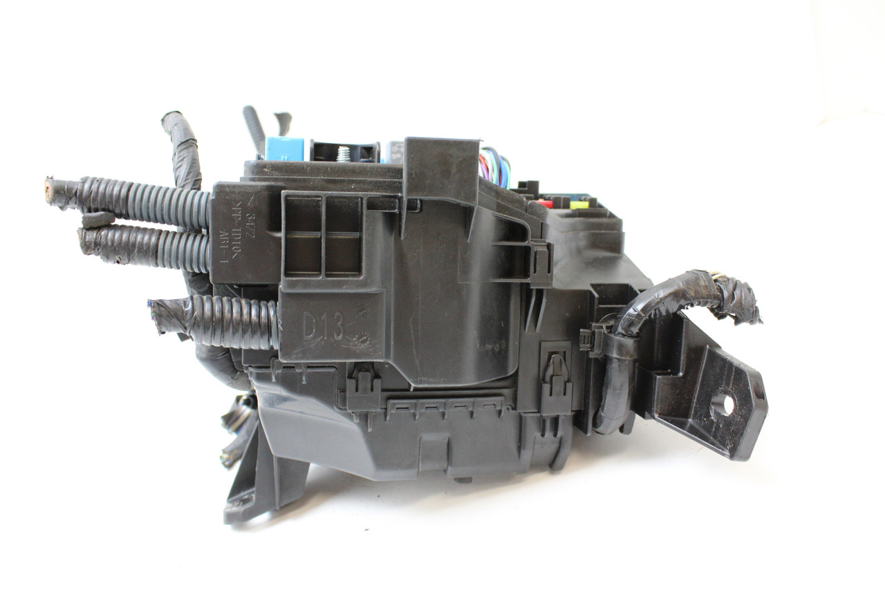 14-19 Toyota Corolla 82662-0260 Fusebox Fuse Box Relay Unit Module