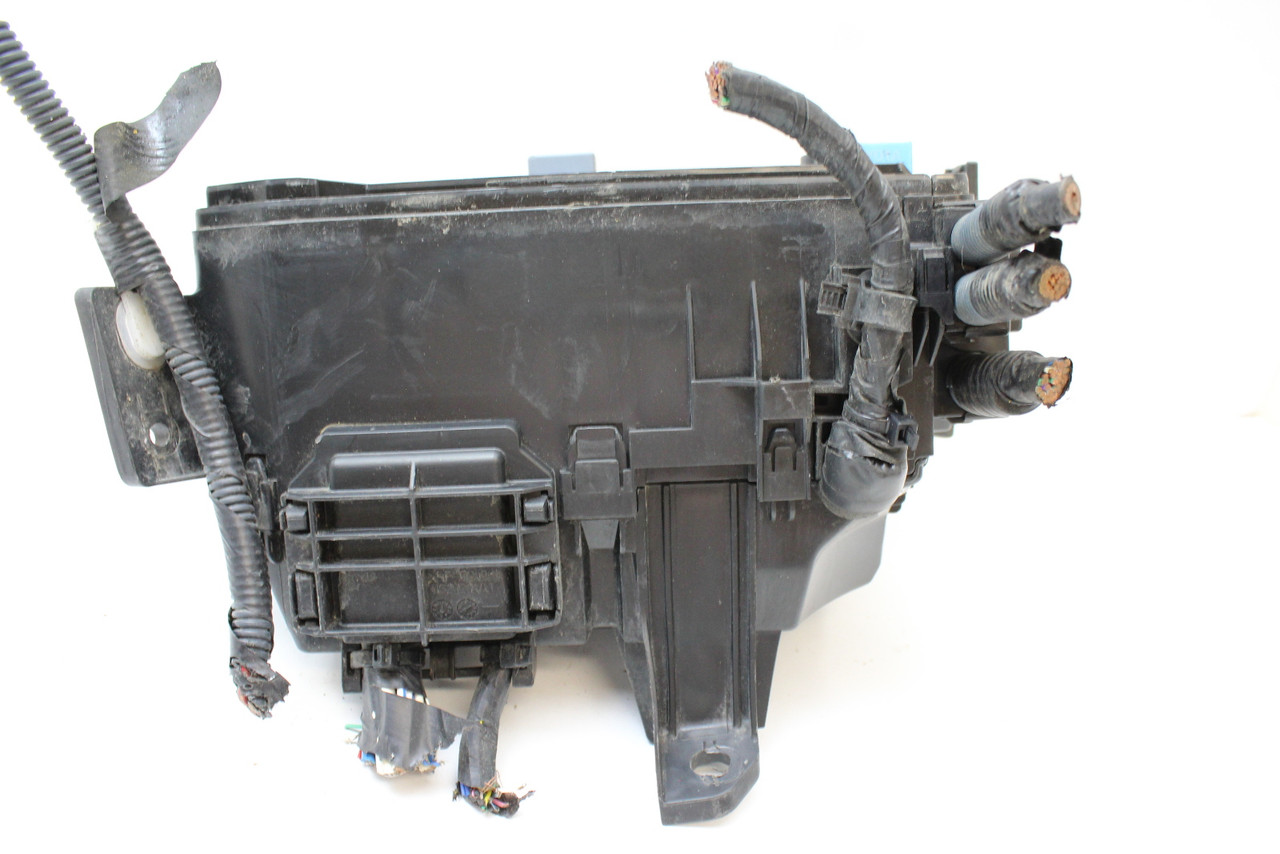 14-19 Toyota Corolla 82662-0260 Fusebox Fuse Box Relay Unit Module
