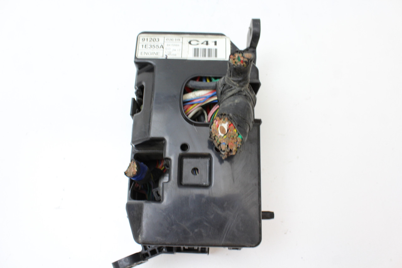 06-11 Hyundai Accent 919+40-1E101 Fusebox Fuse Box Relay Unit Module