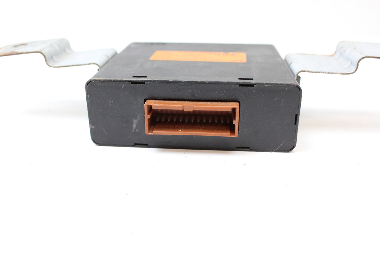 2000 Infiniti I30 18930 2Y900 Cruise Control Module Unit