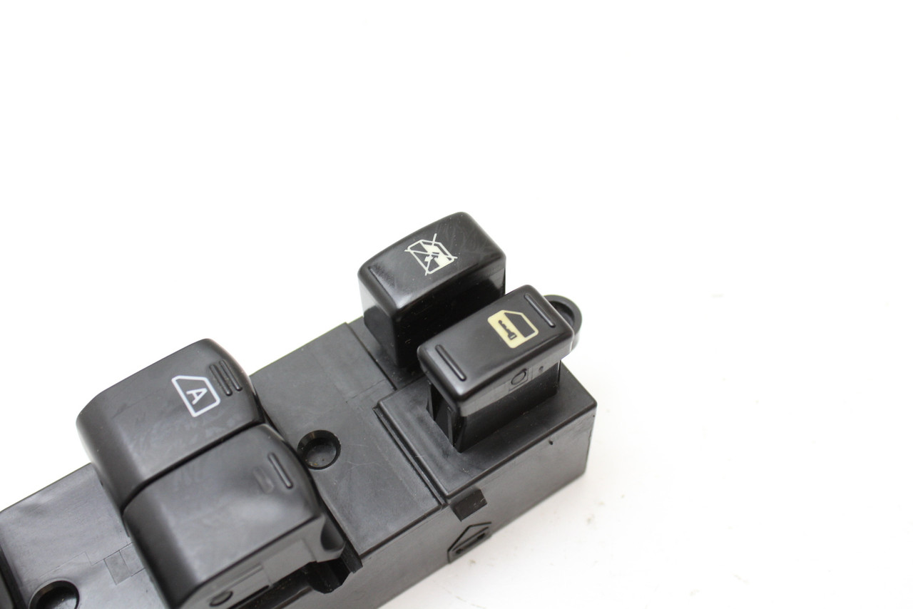 09 10 Subaru Forester 83071 FG070 Drivers Side Left Master Window Switch OEM