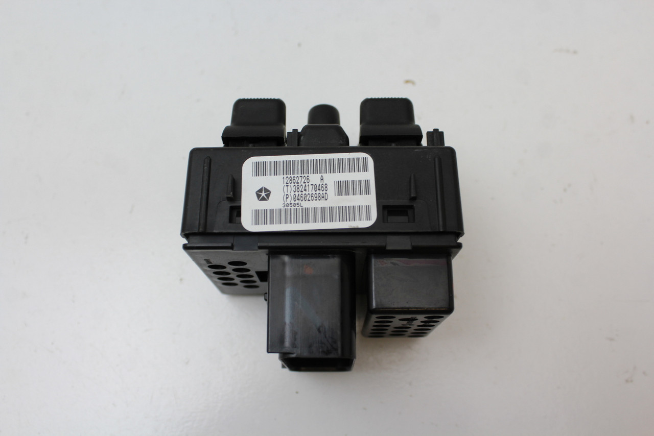 07 08 Chrysler PT Cruiser 04602698AD Drivers Side Left Master Window Switch OEM