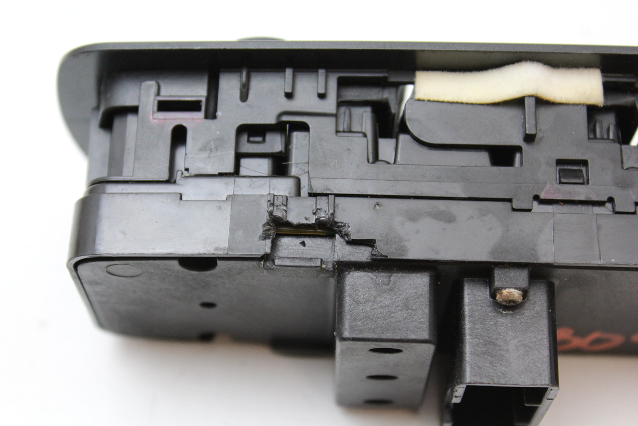 1-19 Dodge Journey 68139805AB Drivers Side Left Master Window Switch OEM 1-19 Dodge Journey 68139805AB Drivers Side Left Master Window Switch OEM