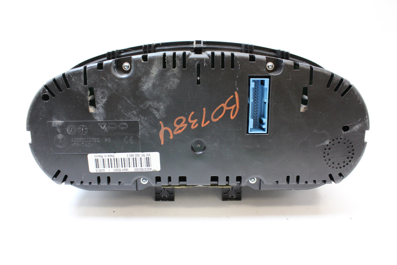 13 14 Volkswagen Pasat 561920960C Speedometer Head Instrument Cluster Gauges 43K