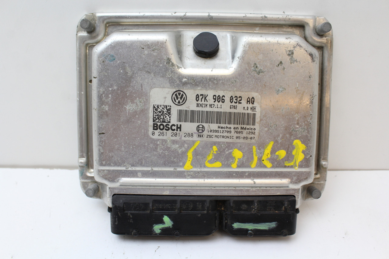 06 Jetta 07K 906 032 AQ Computer Brain Engine Control ECU ECM EBX Module
