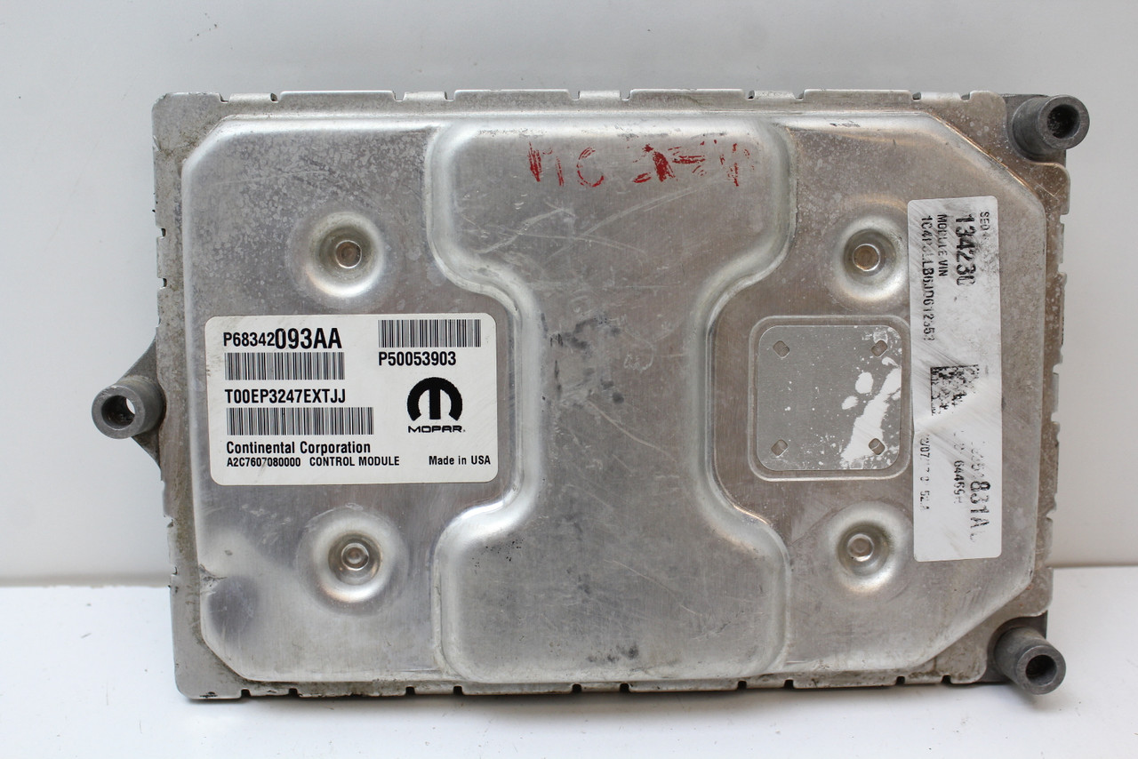 2018 18 Jeep Cherokee 68342093AA Computer Brain Engine Control ECU ECM Module