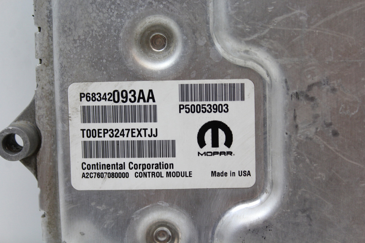 2018 18 Jeep Cherokee 68342093AA Computer Brain Engine Control ECU ECM Module
