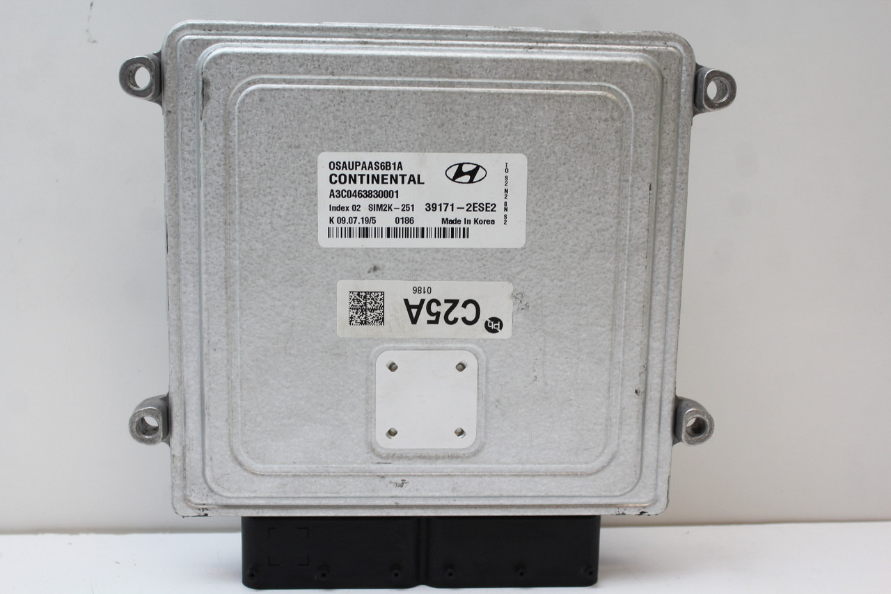 2020 20 Hyundai Kona 39171-2E5E2 Computer Engine Control ECU ECM EBX Module