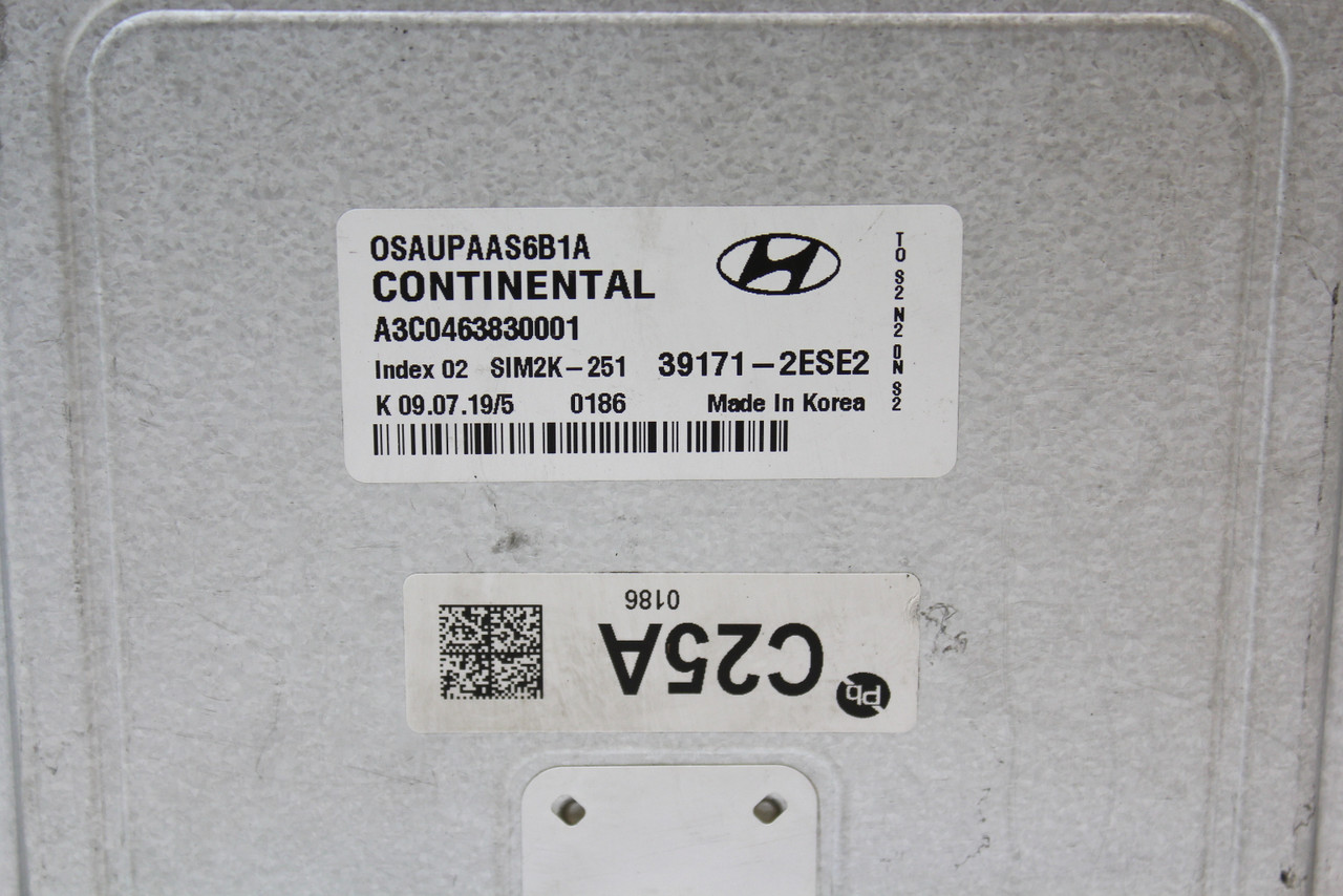 2020 20 Hyundai Kona 39171-2E5E2 Computer Engine Control ECU ECM EBX Module