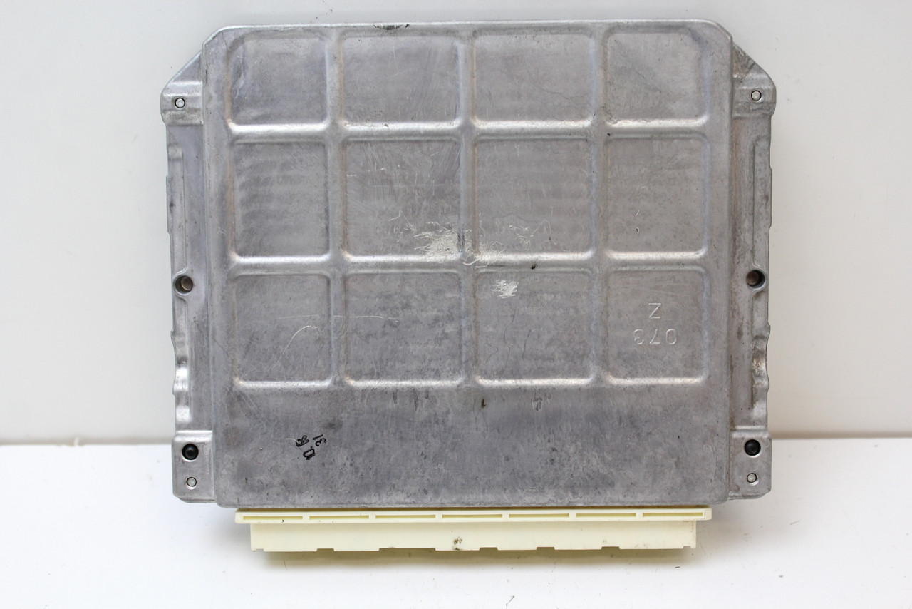2015 15 Toyota 4 Runner 89661-35M60 Computer Brain Engine Control ECU ECM Module
