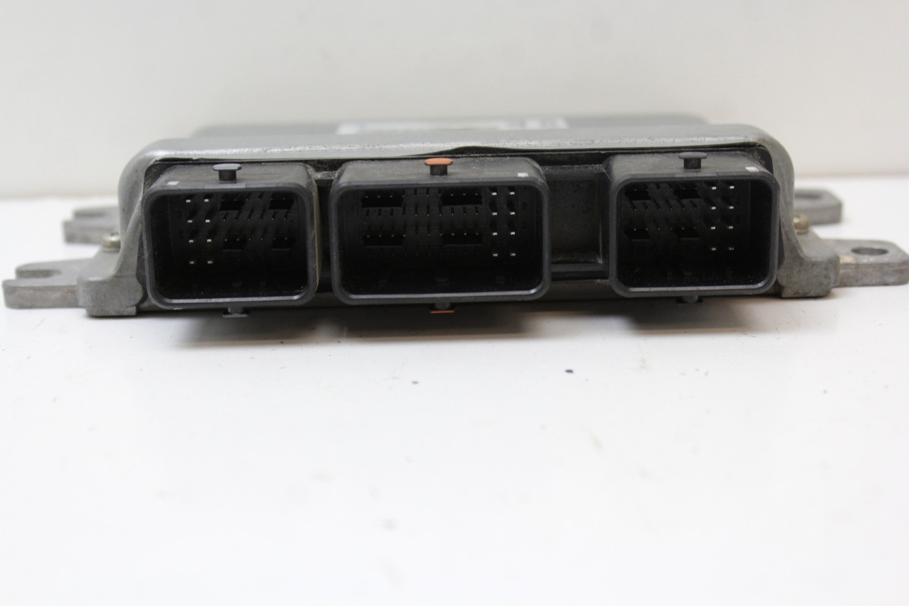 14-18 Nissan Versa BEM332-300 A2 Computer Brain Engine Control ECU ECM Module