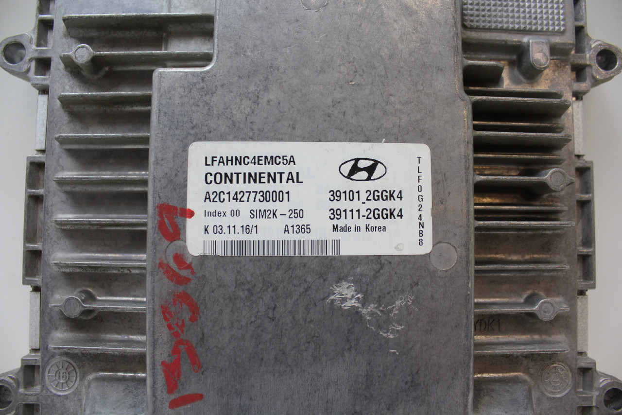 15-17 Hyundai Sonata 39111-2GGK4 Computer Brain Engine Control ECU ECM Module