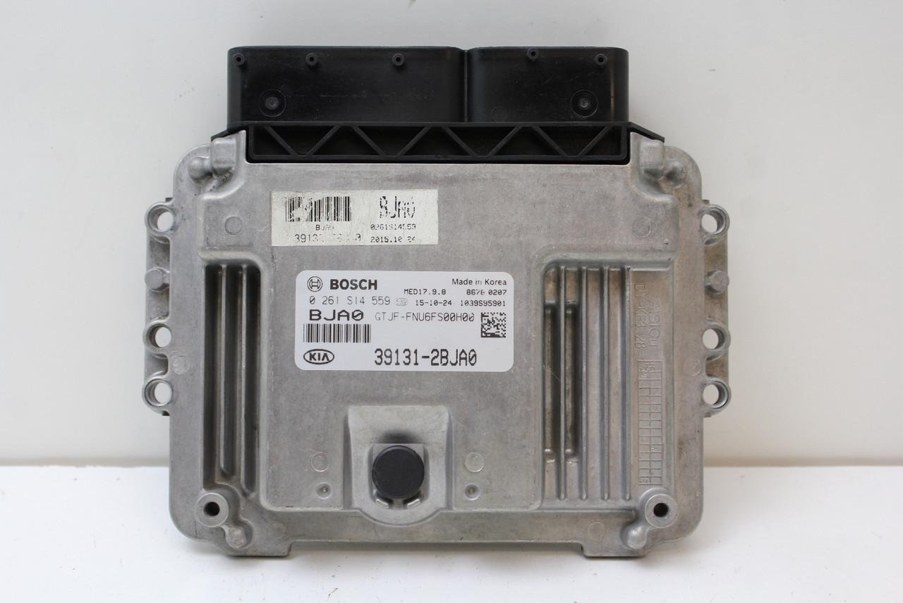 16-18 Kia Optima 39131-2BJA0 Computer Brain Engine Control ECU ECM EBX Module