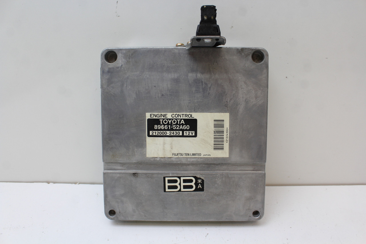 05 Scion XA 89661-52A60 Computer Brain Engine Control ECU ECM EBX Module