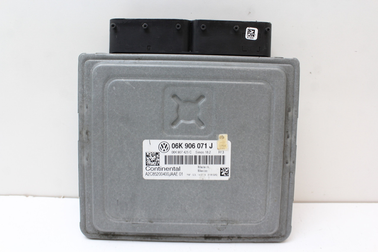 15 Volkswagen 06K 906 071 J Computer Brain Engine Control ECU ECM EBX Module