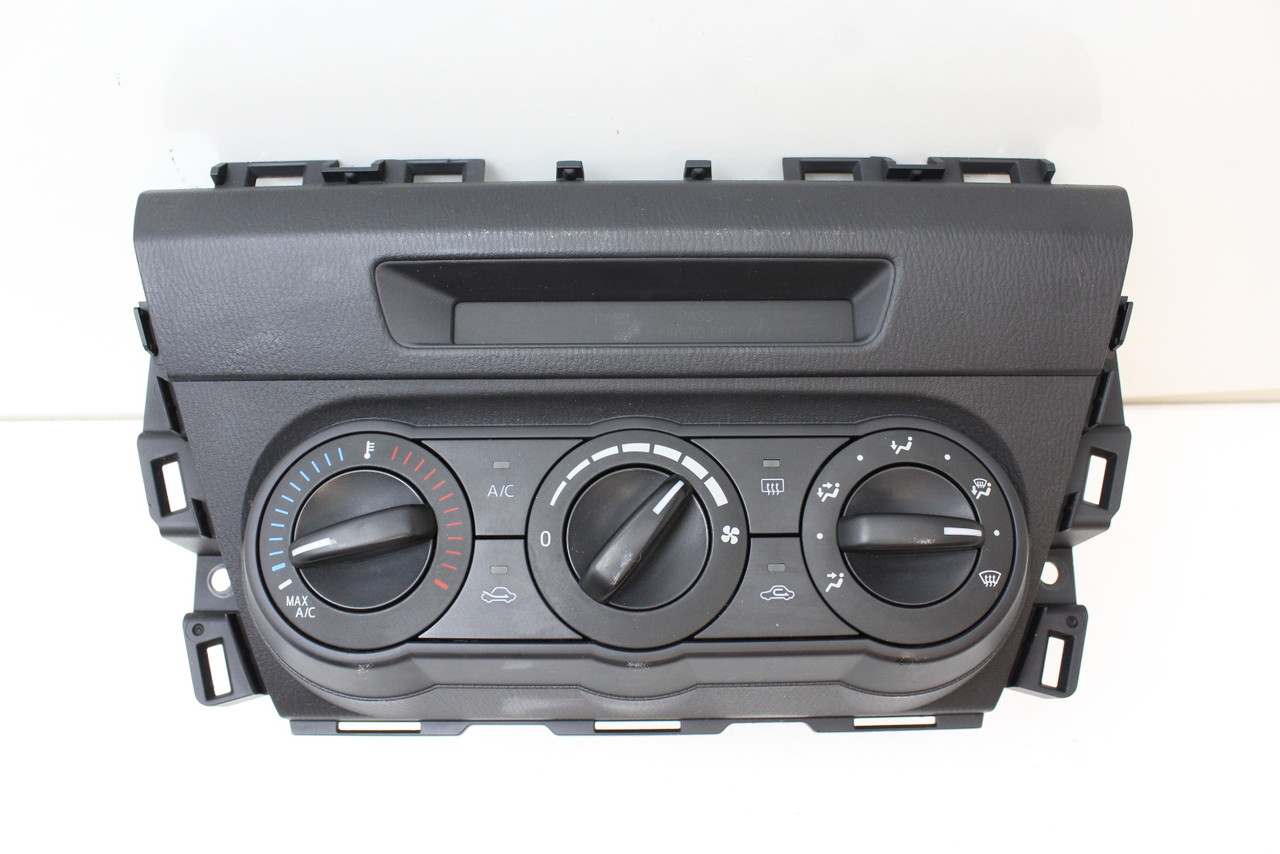 14 15 16 Mazda 3 BHP1 61 190 B Climate Control Panel Temperature