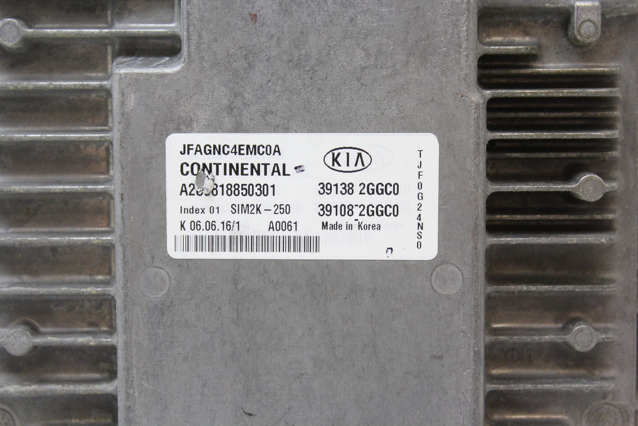 16 17 18  Kia Optima 39108-2GGC0 Computer Brain Engine Control ECU ECM Module