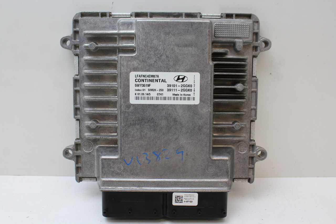 15 16 17 Sonata 39111-2GGK0 Computer Brain Engine Control ECU ECM EBX Module