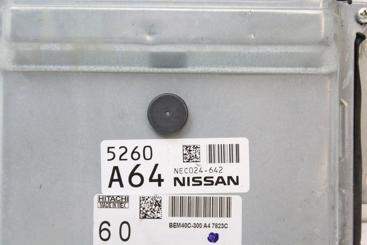 16 17 Nissan Sentra BEM40C-300 A4 Computer Engine Control