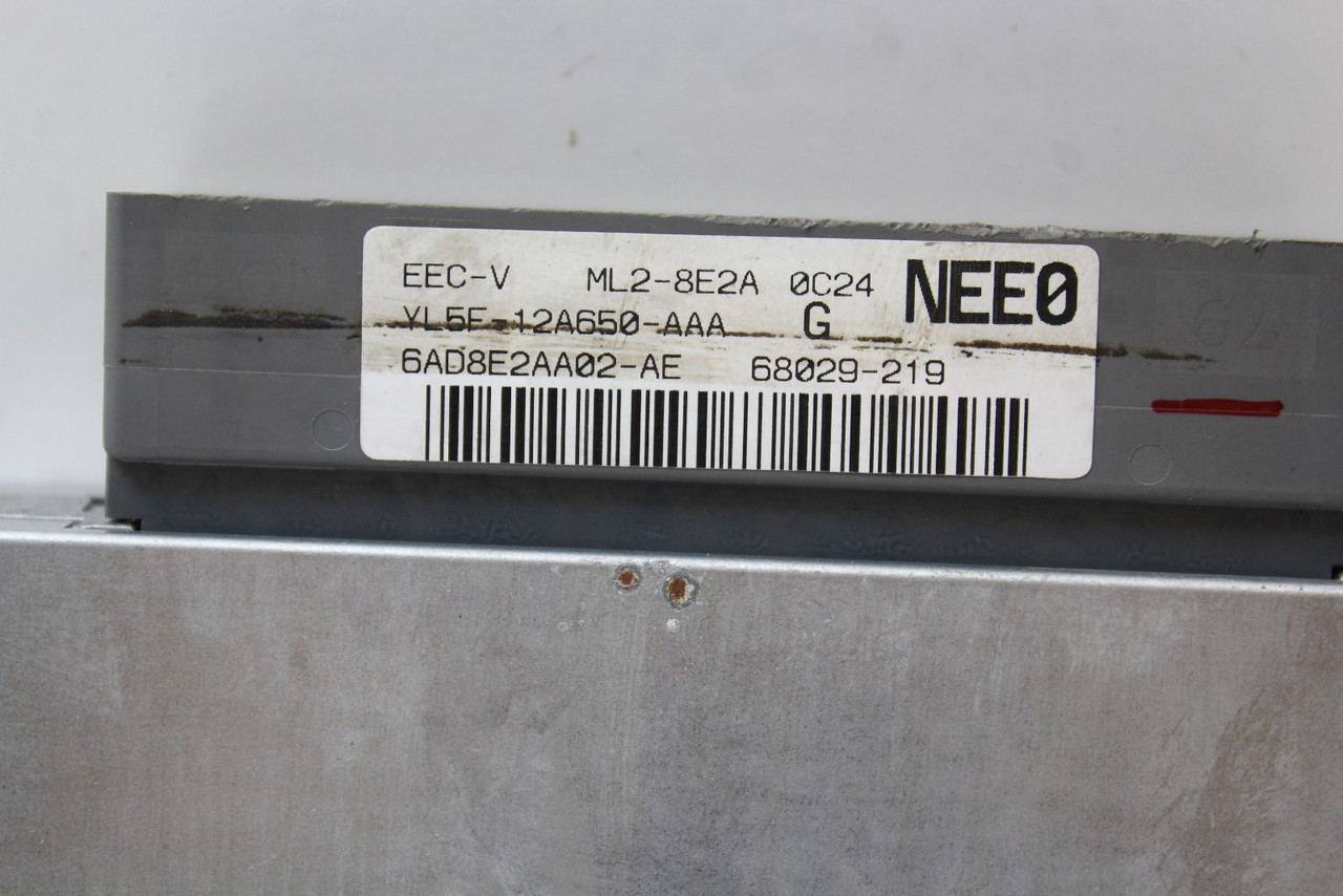 2000 00 Ford Ranger YL5F-12A650-AAA Computer Brain Engine Control ECU ECM Module