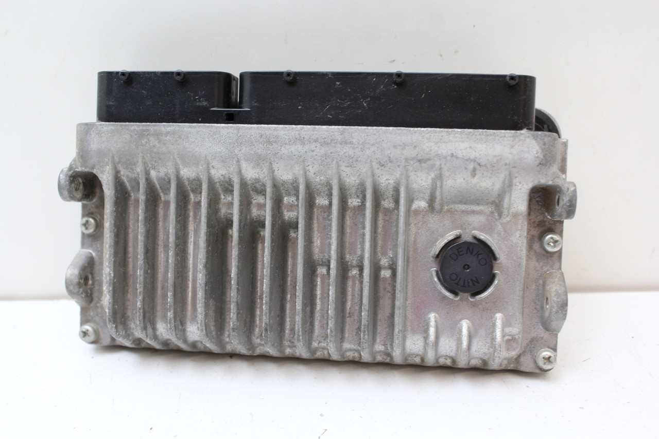 15 2015 Toyota Rav4 89661-42U60 Computer Brain Engine Control ECU ECM EBX Module