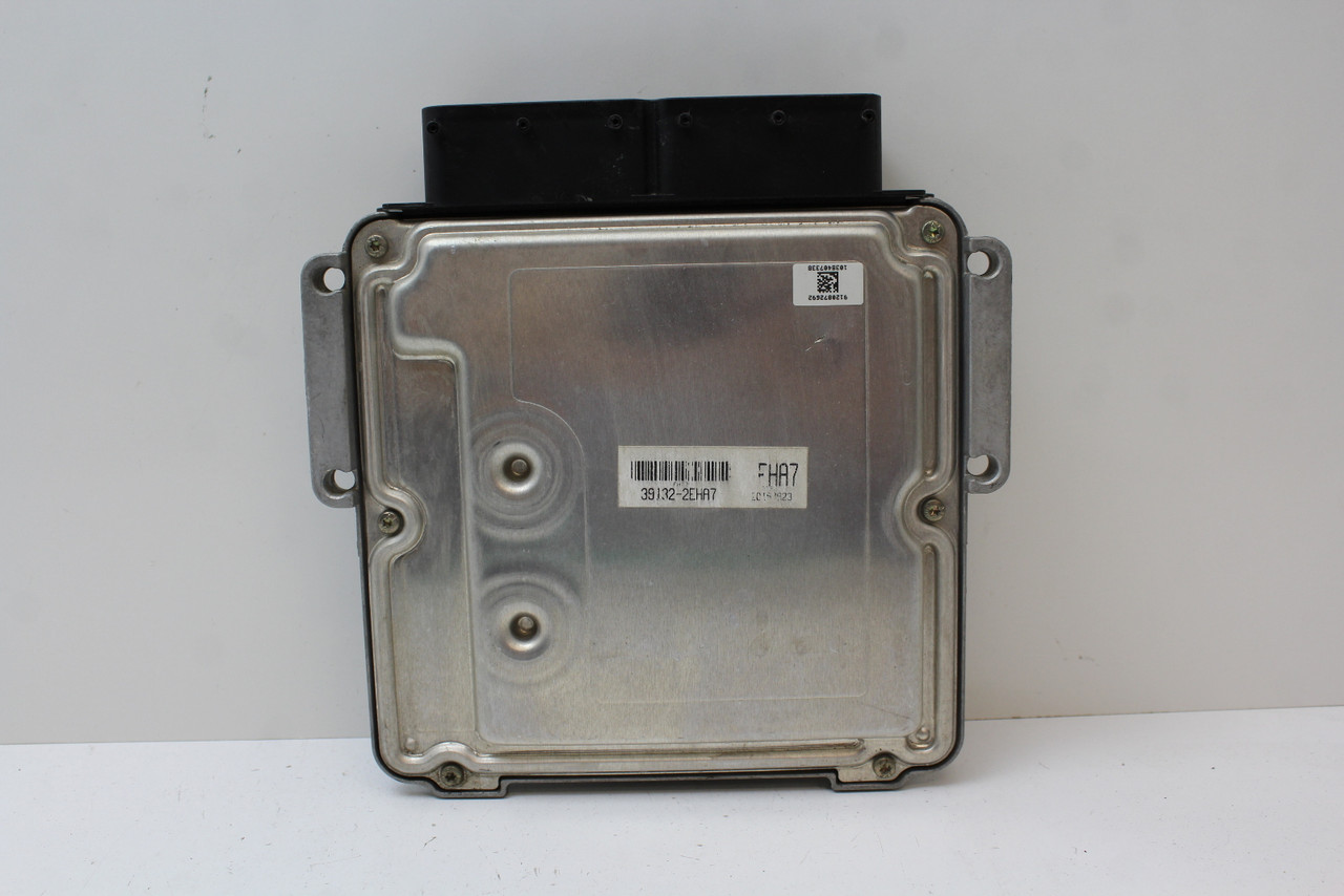 16 2016 Kia Soul 39133-2EHA7 Computer Brain Engine Control ECU ECM EBX Module