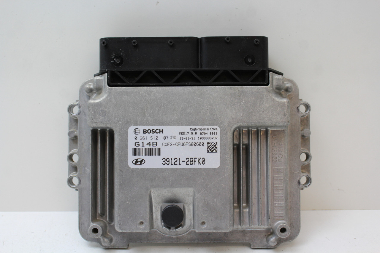 16-17 Hyundai Veloster 39121-2BFK0 Computer Brain Engine Control ECU ECM Module 16-17 Hyundai Veloster 39121-2BFK0 Computer Brain Engine Control ECU ECM Module