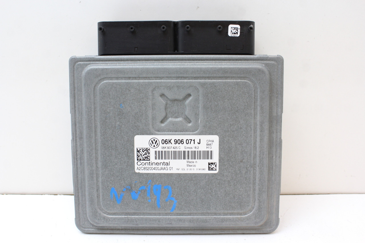 152015 Passat 06K 906 071 J Computer Brain Engine Control ECU ECM EBX Module