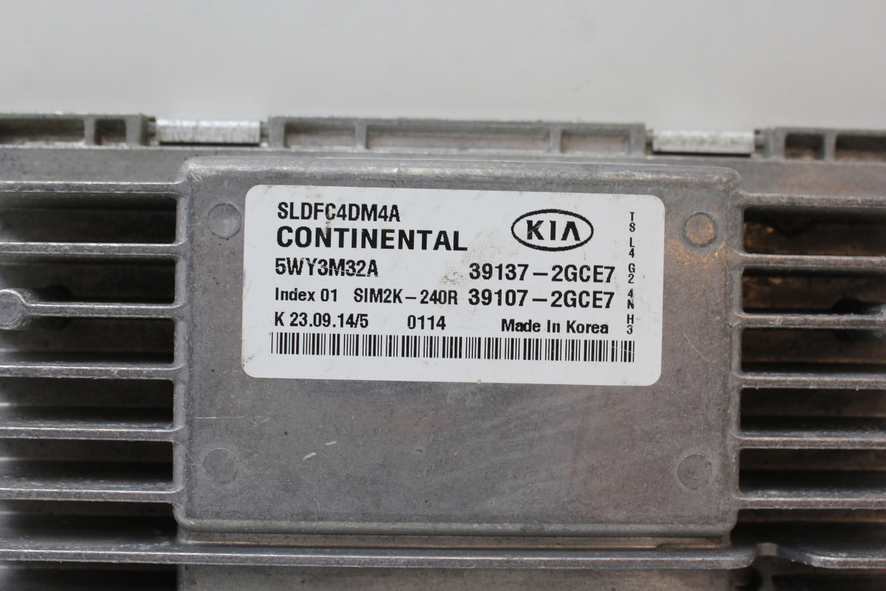 14-16 Kia Sportage 39107-2GCE7 Computer Brain Engine Control ECU ECM EBX Module