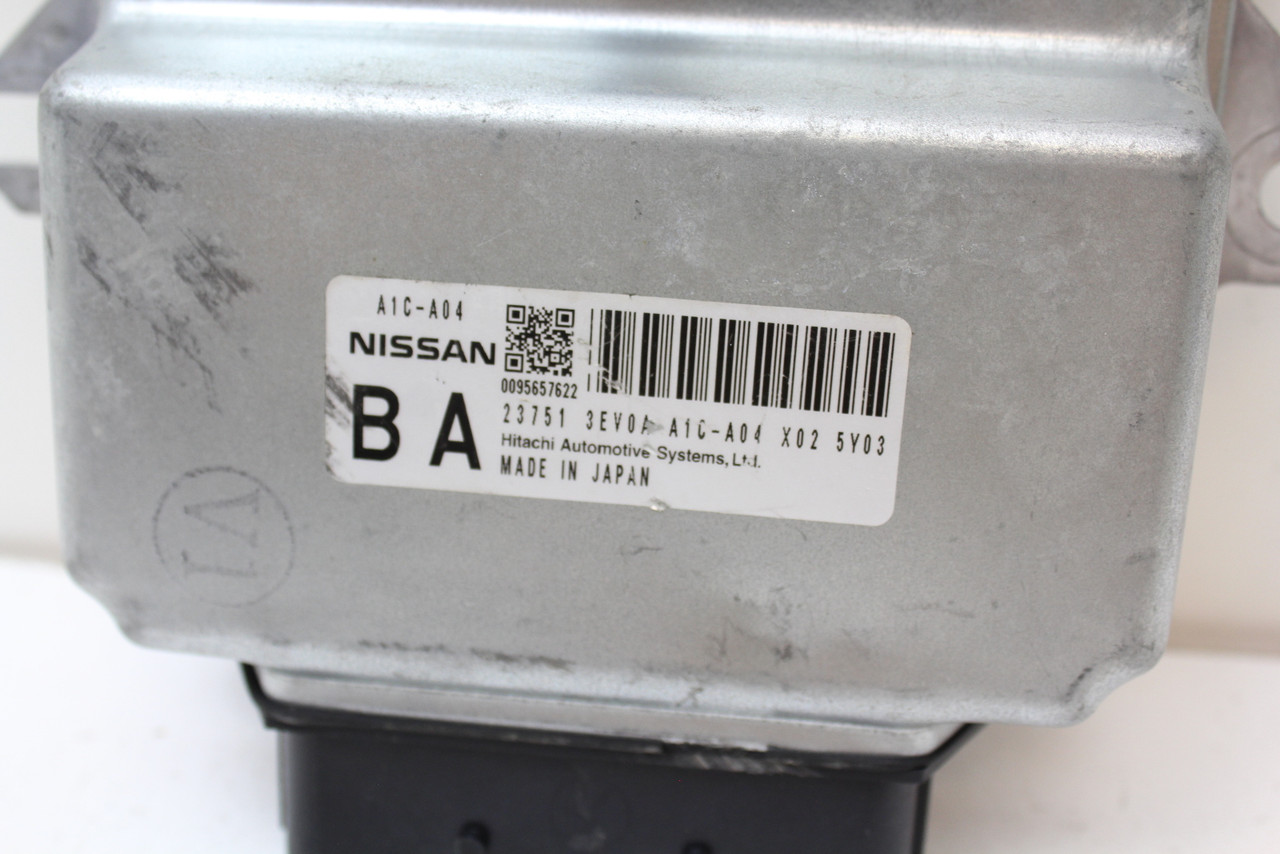 2016 16 Infiniti Q70 23751 3EV0A Variable Valve Event Lift Control Module
