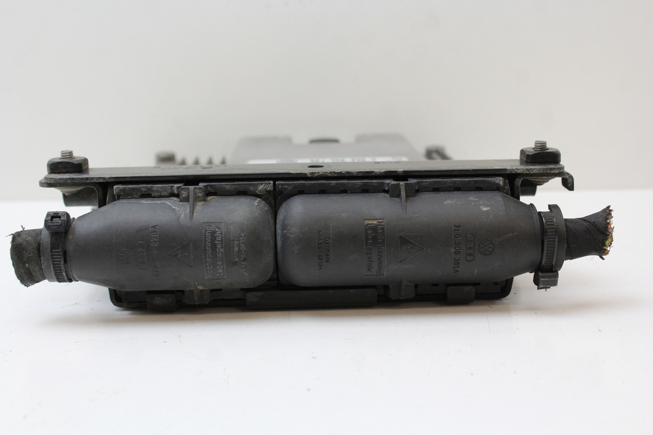 09 2009 Volkswagen Tiguan 06J 906 026 H Computer Engine Control ECU ECM Module