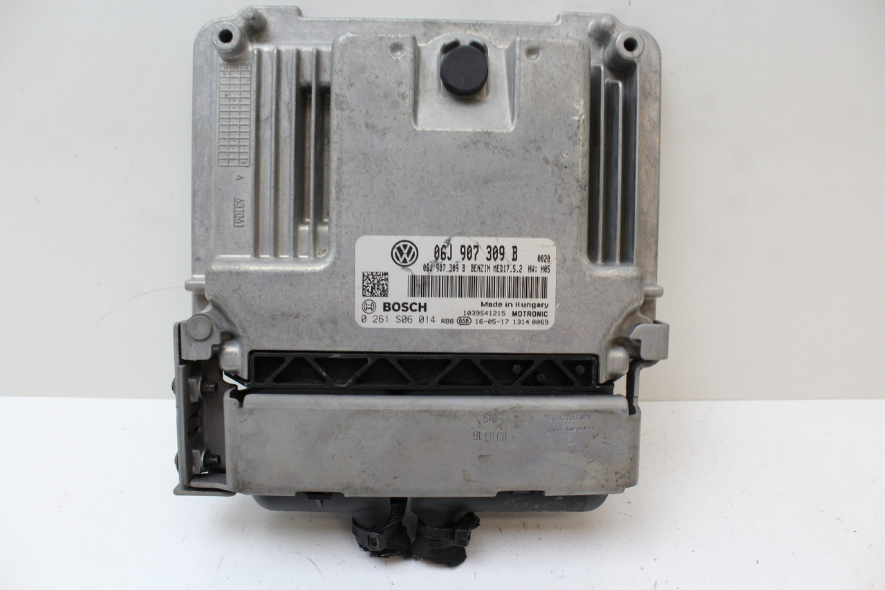 12 2012 CC 06J 907 309 B Computer Brain Engine Control ECU ECM EBX Module 12 2012 CC 06J 907 309 B Computer Brain Engine Control ECU ECM EBX Module