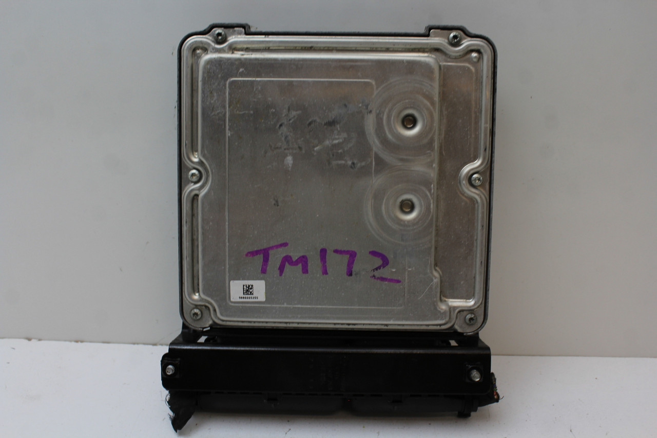 14 2014 Passat 03L 906 012 DE Computer Brain Engine Control ECU ECM EBX Module
