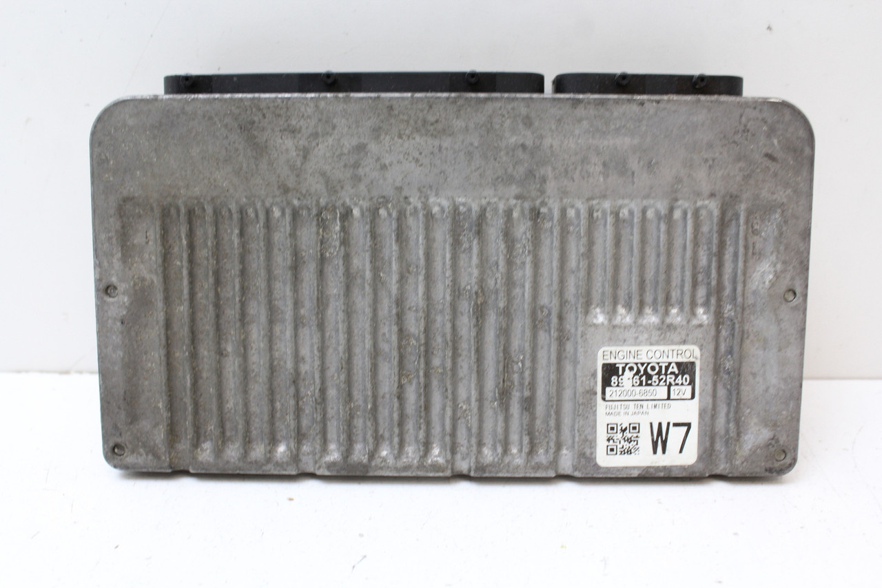12-14 Yaris 89661-52R40 Computer Brain Engine Control ECU