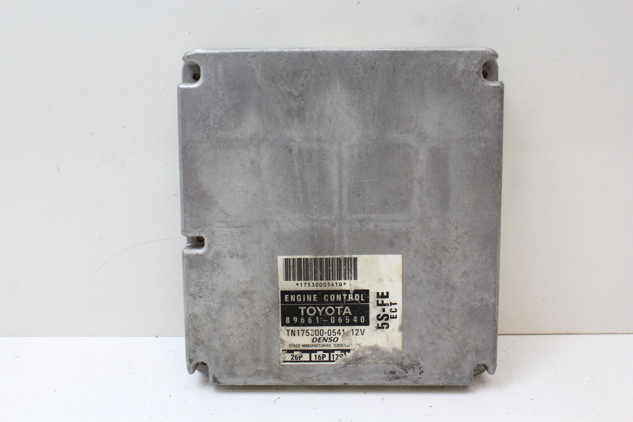 98 1998 Toyota Camry 89661-06540 Computer Engine Control ECU ECM EBX Module