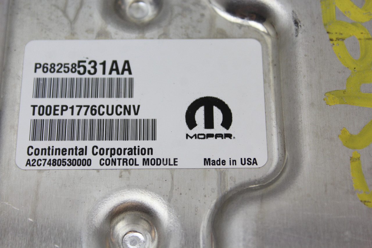16 17 Chrysler 200 68258531AA Computer Brain Engine Control ECU
