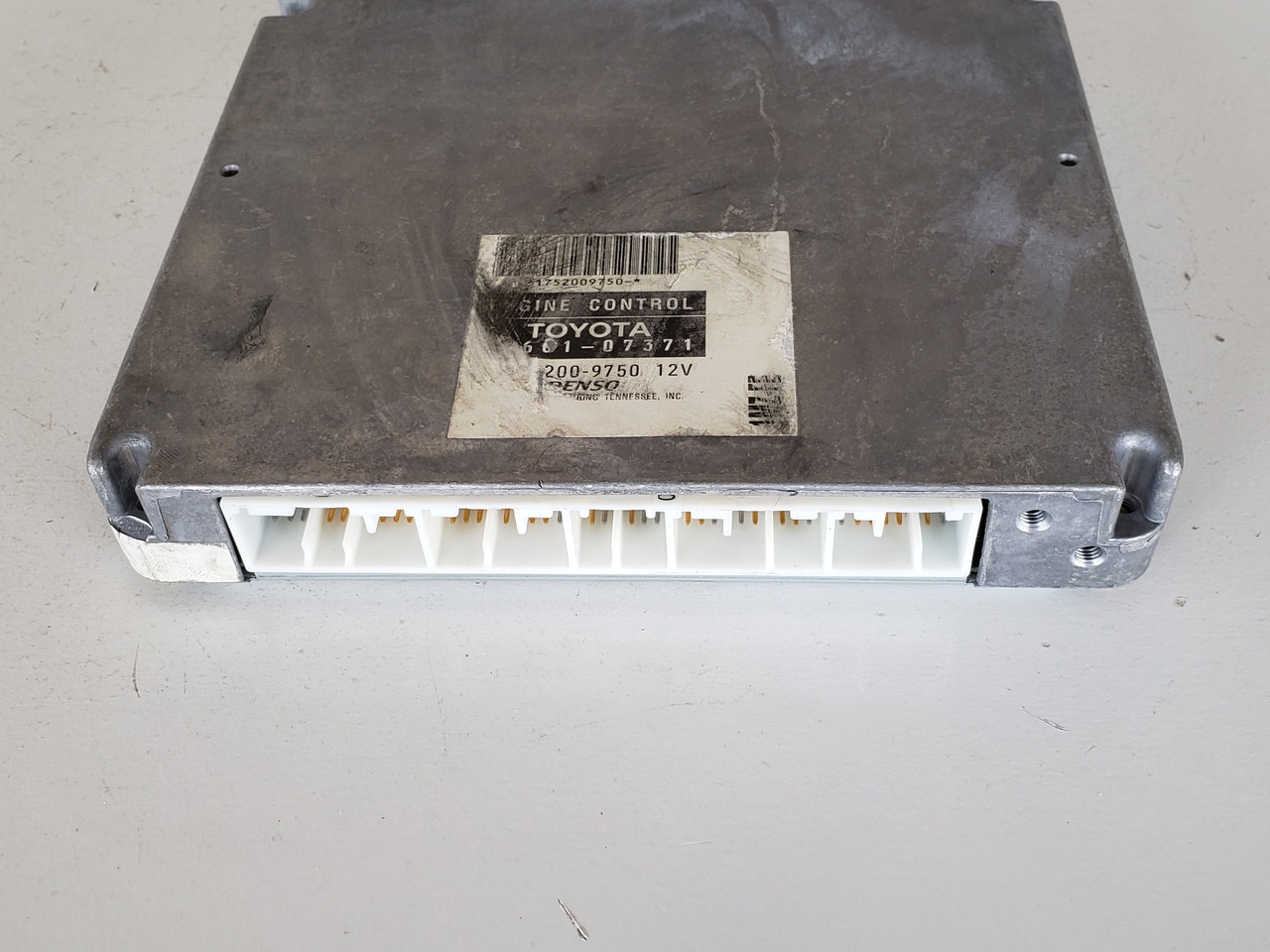 2002-2003 Avalon 89661-07371 Computer Brain Engine Control ECU ECM EBX Module 2002-2003 Avalon 89661-07371 Computer Brain Engine Control ECU ECM EBX Module