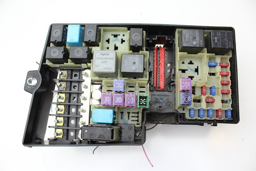 04 05 06 07 08 09 MAZDA 3 BP4K-66765 FUSEBOX FUSE BOX RELAY UNIT MODULE L820