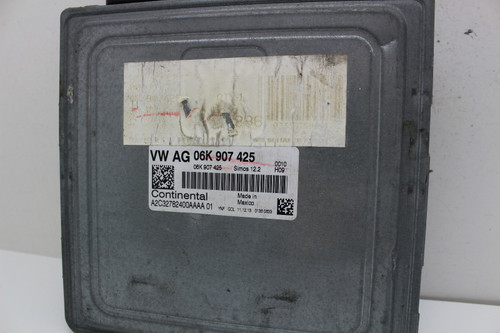 14 Volkswagen Jetta 06K 907 425 Computer Brain Engine Control ECU ECM EBX Module