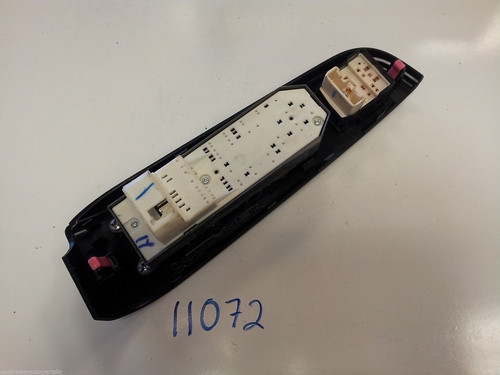 07-9, 12-14 TOYOTA CAMRY MASTER POWER LEFT WINDOW SWITCH 84820-06060