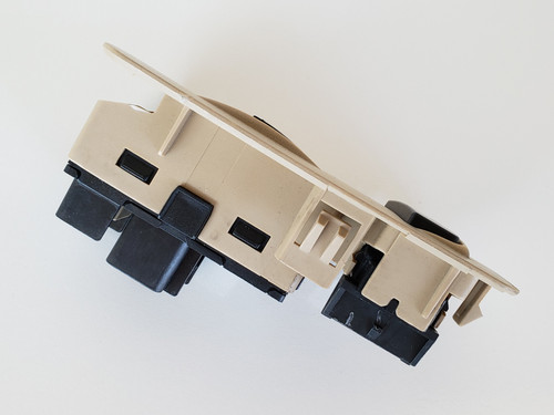 07-17 Gmc Acadia 15913237 Right Front Passenger Window Switch OEM