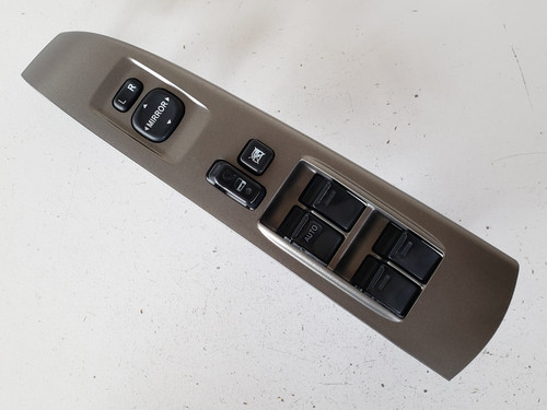 04-09 Toyota Prius 84820-47050 Drivers Side Left Master Window Switch OEM