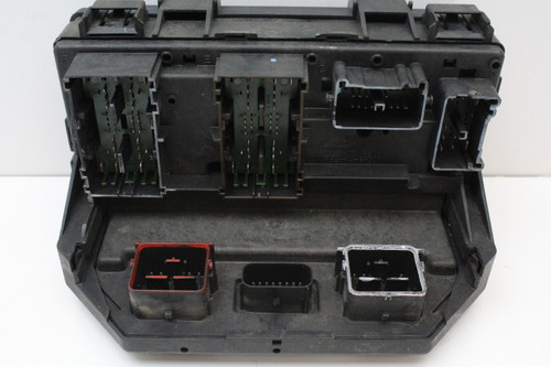 2011 11 Dodge Caravan 04692335AH Fusebox Fuse Box Relay Unit Module