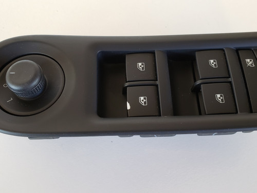 15-16 Buick Lacrosse 92256969 Drivers Side Left Master Window Switch OEM