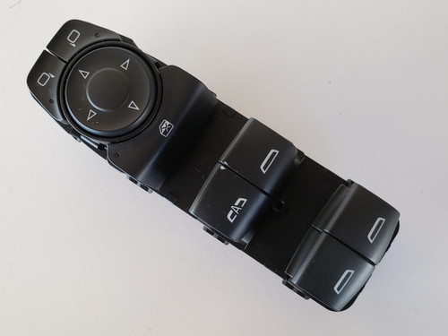 16-19 Chevy Malibu 23308155 Drivers Side Left Master Window Switch OEM