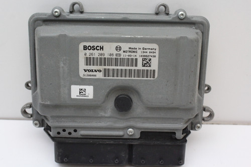 d5841-2012-12-volvo-s60-
