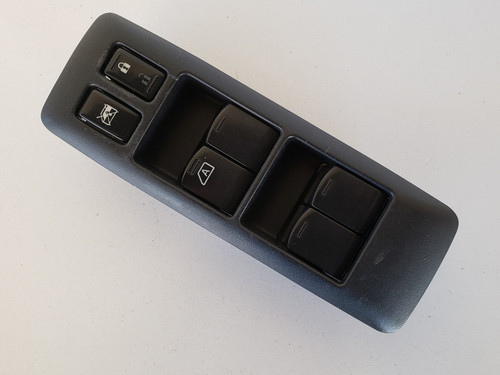 08-10 Nissan Rogue 25401-JM00B Drivers Side Left Master Window Switch OEM
