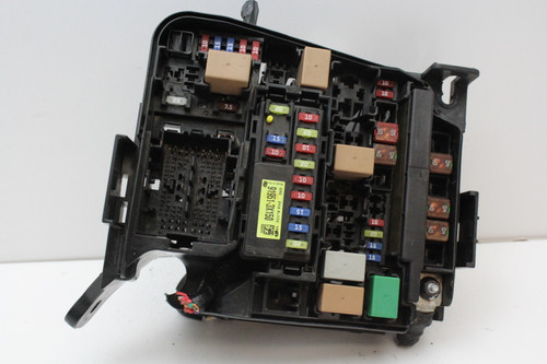 17 18 Kia Forte 91218 B0400 Fusebox Fuse Box Relay Unit Module